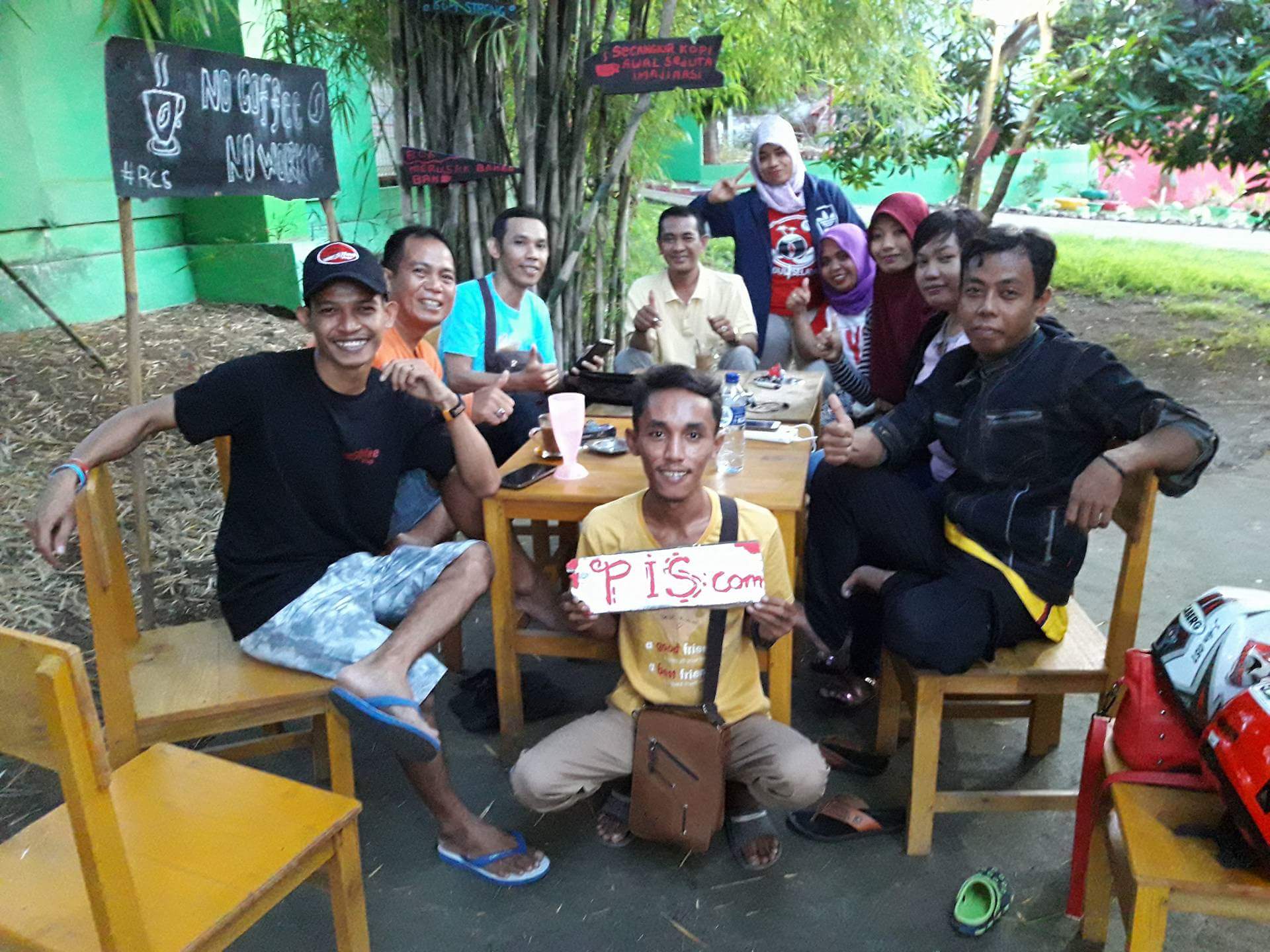 PIS.COM Galang Dana