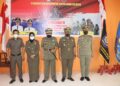 HUT Pol PP, Satpol-PP Selayar Bagikan Masker Bagi pengguna Jalan