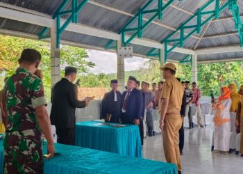 Camat Bontomanai Lantik Anggota BPD Pengganti Antar Waktu (PAW) Desa Polebunging