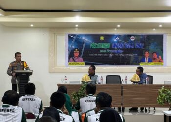 Kapolres Selayar Selaku Ketua PBVSI Buka Pelatihan Pelatih dan Wasit Bola Voli
