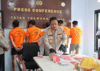Warga di Selayar Temukan Bungkusan Diduga Sabu Senilai Rp 1,5 Miliar terdampar di Pantai
