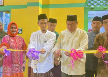 Peringatan Maulid di Masjid Besar Babul Khaer Benteng, Wabup Resmikan Tempat Wudhu Jemaah Perempuan