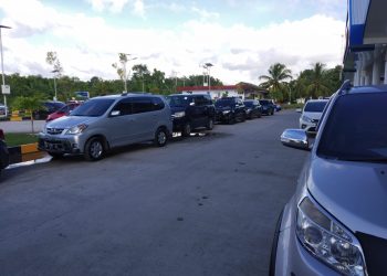 Kondisi Parkir Bandara Aroeppala Semrawut, Butuh Pengaturan Khusus