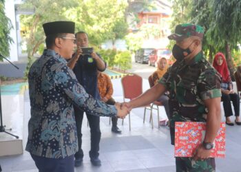 Pemkab Resmi Serahkan 8 Anggota Paskibraka Untuk Dilatih