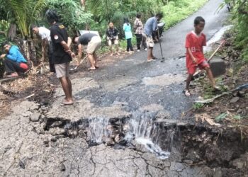 Banjir dan Longsor, Akses Jalan ke Desa Bonea Makmur Selayar Terputus