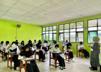 Gelar Ujian Calon Mahasiswa Baru, Minat Kuliah di ITSBM Selayar Semakin Meningkat