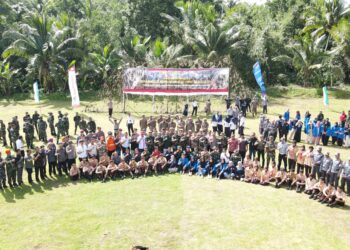 Puluhan Mahasiswa ITSBM Selayar Hadiri Penutupan TMMD ke-120,  Bekal Pengabdian Kepada Masyarakat