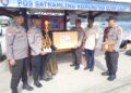 Raih Juara II Tingkat Polda Sulsel, Satkamling Ojek Laut Bontosunggu Terima Piala, Piagam Penghargaan dan TV