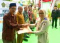 Kantor Pertanahan Serahkan Sertipikat Wakaf di Momentum Hari Lahir Kejaksaan ke-80